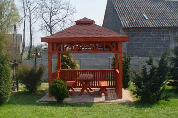 Drevený altánok COLORADO – posedenie pri murovanom dome