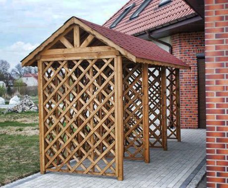 Dreváreň ODRA – pohľad z rohu pri tehlovom dome