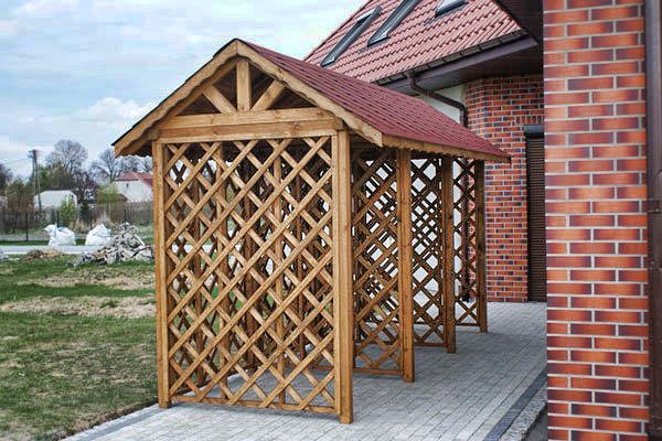 Dreváreň ODRA – pohľad z rohu pri tehlovom dome